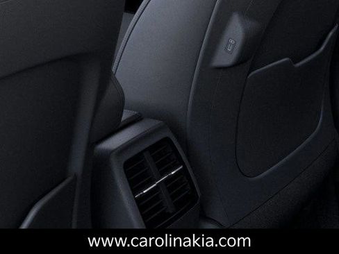 New 2025 Kia Niro EX image 26