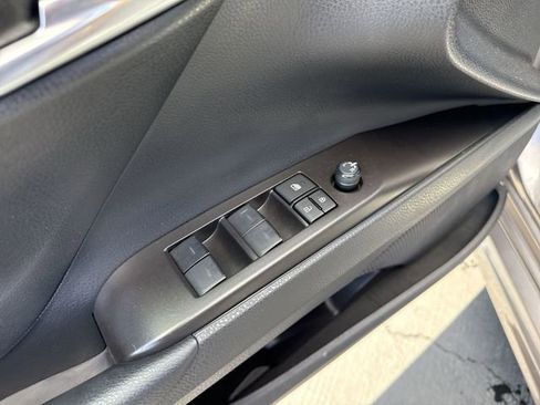 Used 2024 Toyota Camry SE image 20