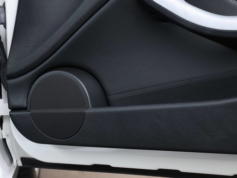 Used 2006 BMW M3 Coupe image 98