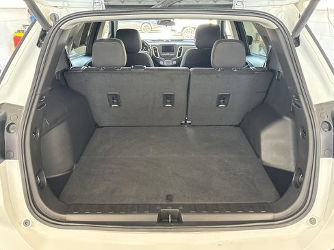 Used 2024 Chevrolet Equinox LT FWD image 31