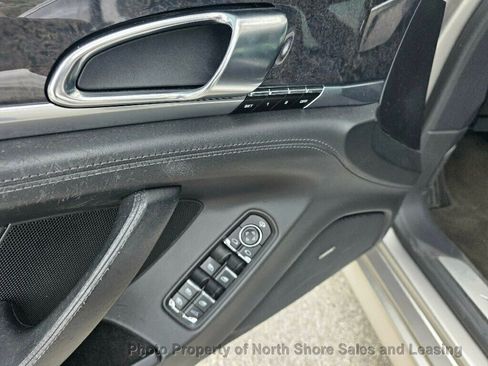 Used 2010 Porsche Panamera image 46