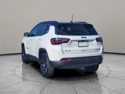 Certified 2024 Jeep Compass Limited image 10