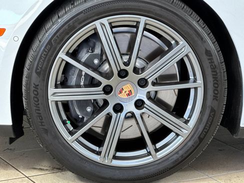 Certified 2026 Porsche Panamera 4 E-Hybrid AWD/4WD image 27