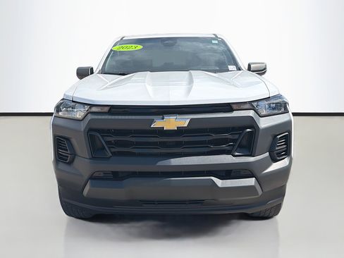Used 2023 Chevrolet Colorado W/T image 8