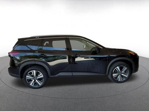 Used 2026 Nissan Rogue SL FWD image 16