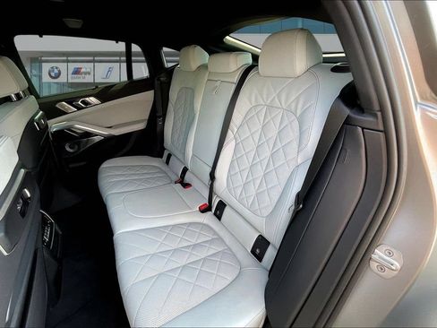 Used 2025 BMW X6 M60i AWD/4WD image 22