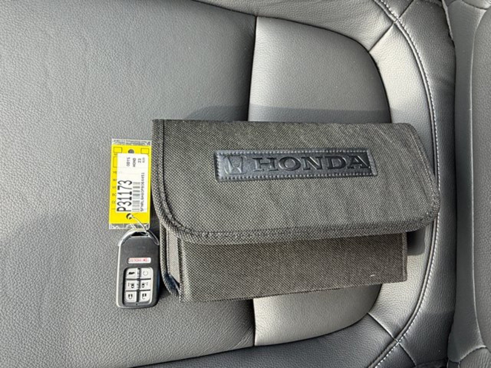 Used 2023 Honda Odyssey Touring image 23