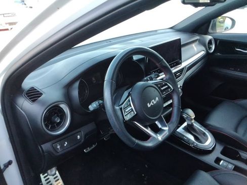 Used 2022 Kia Forte GT w/ GT2 Package FWD image 8