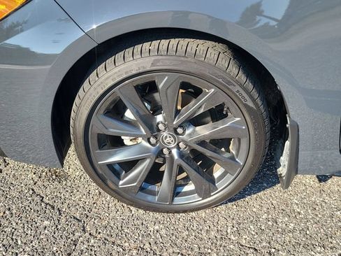 Used 2026 Toyota Corolla SE FWD image 5
