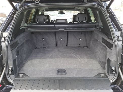 Used 2022 BMW X5 xDrive40i w/ M Sport Package AWD/4WD image 13