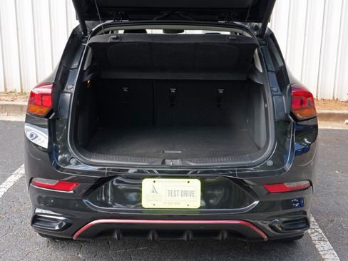 Used 2022 Buick Encore GX Select w/ Sport Touring Package FWD image 9