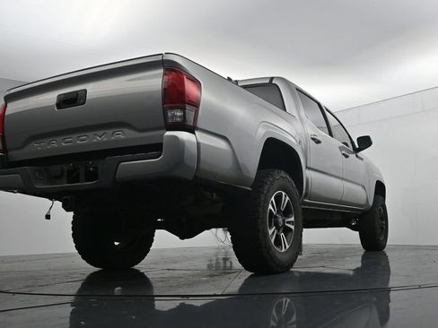 Used 2019 Toyota Tacoma SR w/ SR Convenience Package RWD image 22