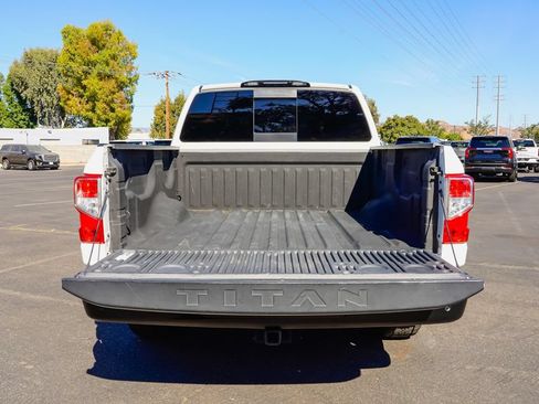 Used 2020 Nissan Titan S w/ S Utility Package RWD image 12