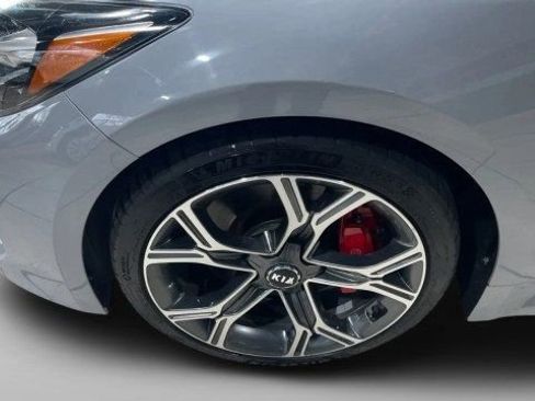 Used 2019 Kia Stinger GT1 image 23