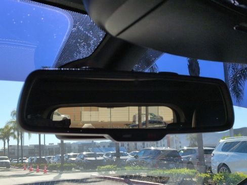 Used 2015 Jeep Grand Cherokee Overland image 27