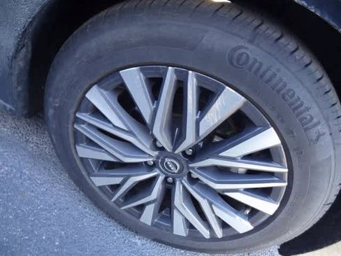 Used 2024 Nissan Altima 2.5 SV image 14