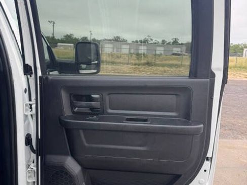 Used 2023 RAM 2500 Tradesman AWD/4WD image 31