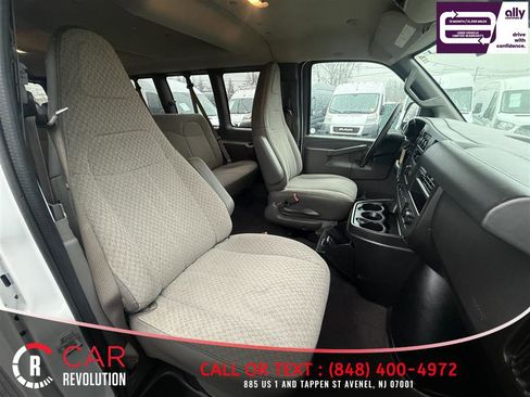 Used 2019 Chevrolet Express 3500 LT w/ LT Preferred Equipment Group image 28