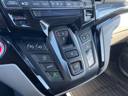 Used 2021 Honda Odyssey Elite image 14