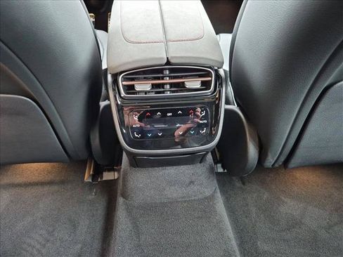 Used 2023 Mercedes-Benz EQS 580 4MATIC Sedan image 17