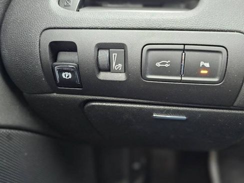 Used 2017 Chevrolet Impala LT w/ Convenience Package FWD image 17