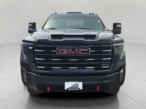 Used 2024 GMC Sierra 2500 AT4 w/ AT4 Premium Plus Package AWD/4WD image 12