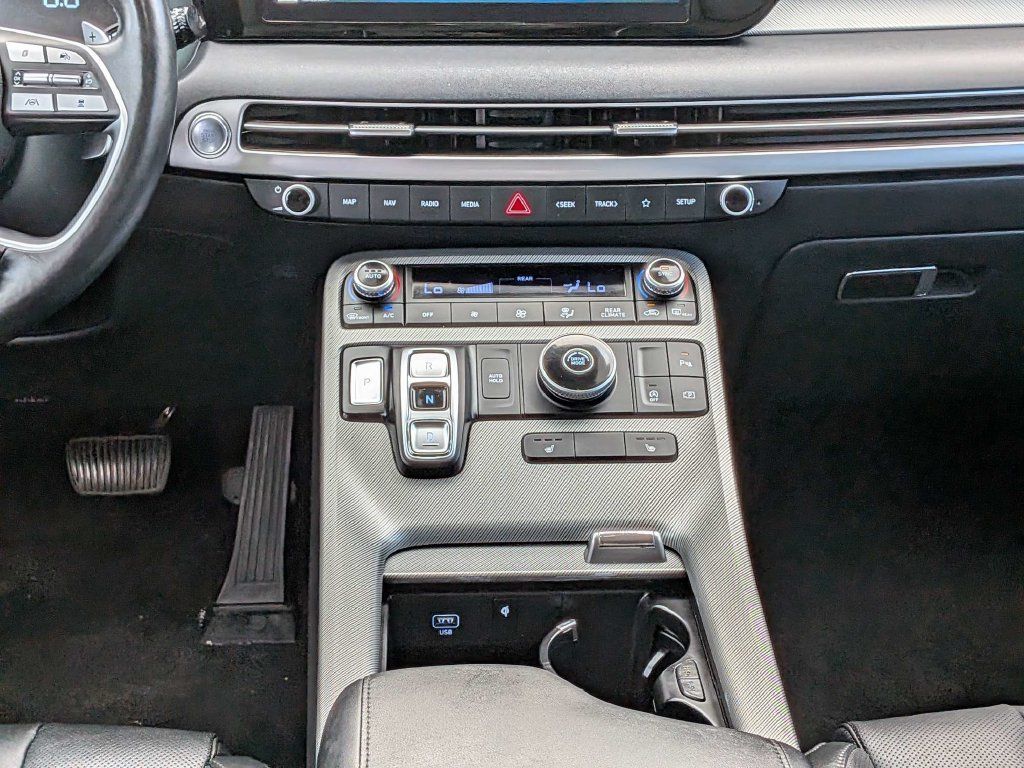 Used 2024 Hyundai Palisade SEL FWD image 24