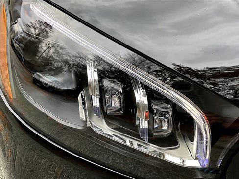 New 2026 Mercedes-Benz GLS 450 4MATIC image 15