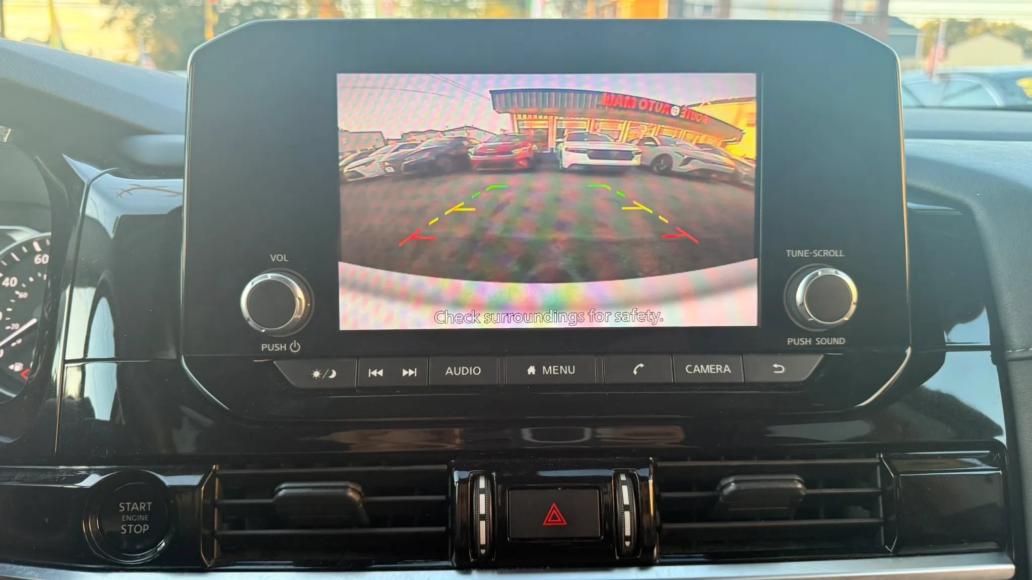 Used 2025 Nissan Pathfinder SV AWD/4WD image 23