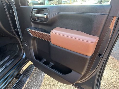 Used 2020 Chevrolet Silverado 3500 High Country w/ Z71 Off-Road Package image 16