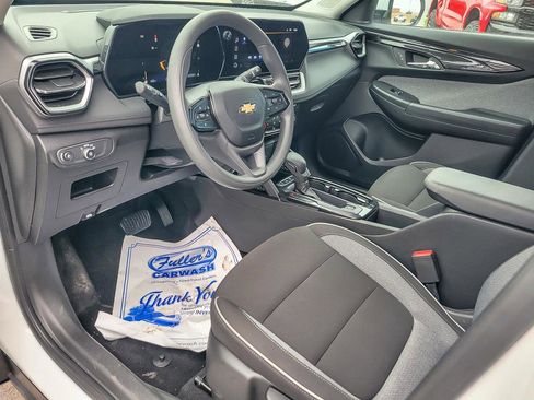 Certified 2025 Chevrolet TrailBlazer LT image 11