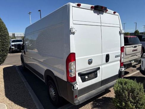 Used 2026 RAM ProMaster 2500 w/ Convenience Group FWD image 3