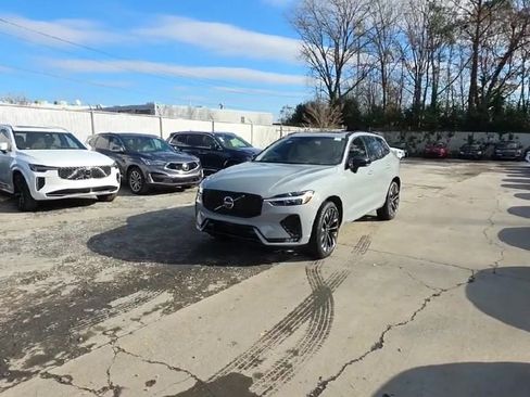 New 2026 Volvo XC60 B5 Ultra w/ Protection Package Premier image 3