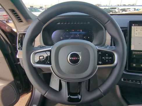New 2026 Volvo XC90 B5 Core w/ Protection Package Premier image 23