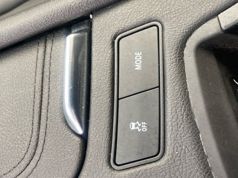 Used 2021 Cadillac XT5 Premium Luxury image 23