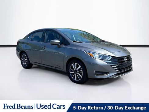 Used 2024 Nissan Versa SV FWD image 1