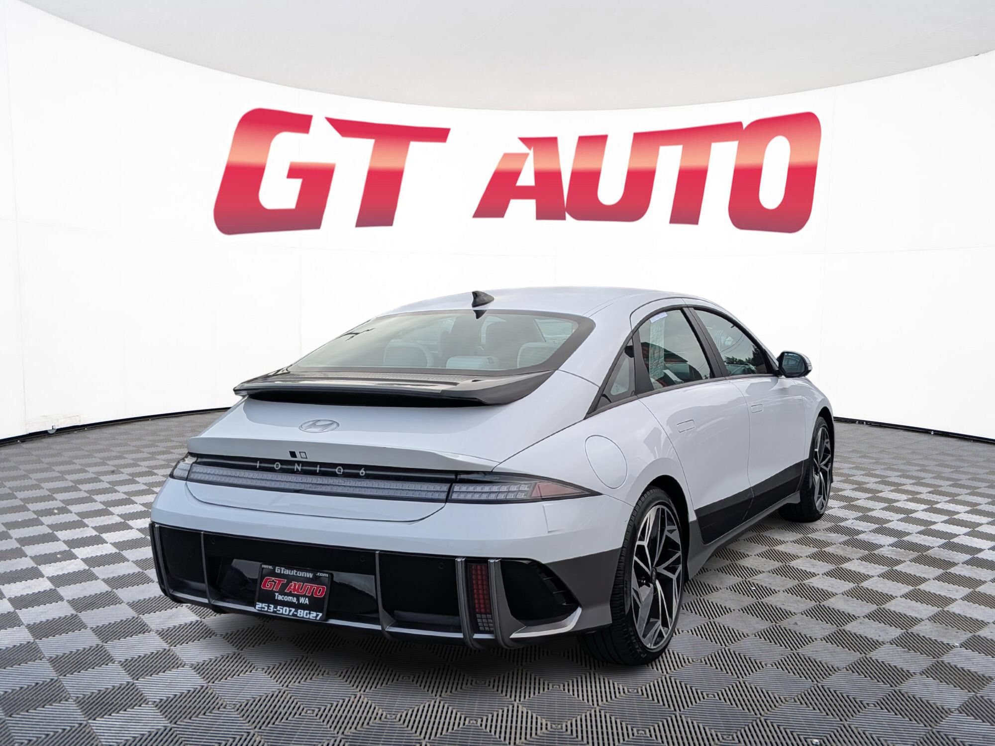 Used 2023 Hyundai Ioniq 6 SEL w/ Cargo Package RWD image 4