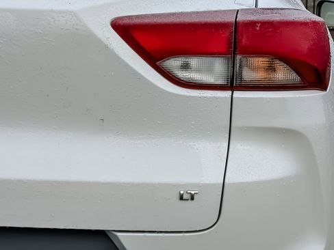 Used 2023 Chevrolet TrailBlazer LT image 27