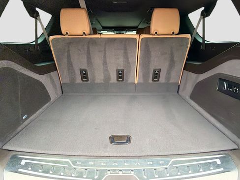 Used 2023 Cadillac Escalade ESV Premium Luxury w/ Performance Package image 12