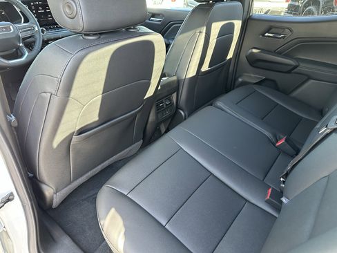 New 2026 GMC Canyon Elevation w/ Convenience Package image 15