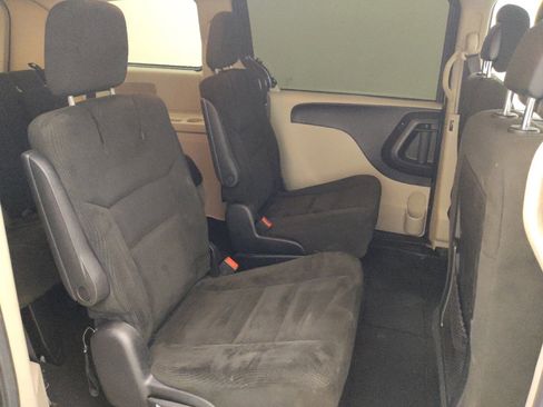 Used 2016 Dodge Grand Caravan SE w/ Quick Order Package 29E SE image 19