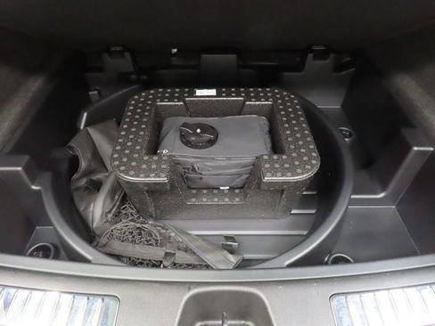 Used 2025 Cadillac XT4 Premium Luxury AWD/4WD image 36