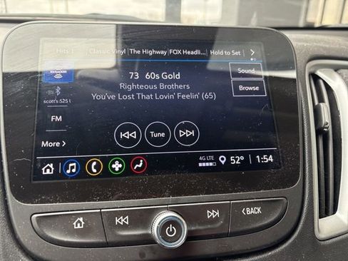 Used 2024 Chevrolet Malibu LT image 11