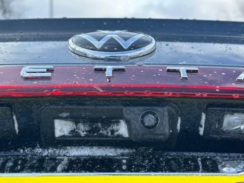 New 2025 Volkswagen Jetta SE image 15