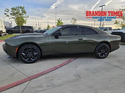 New 2026 Dodge Charger R/T w/ Driver Convenience Group