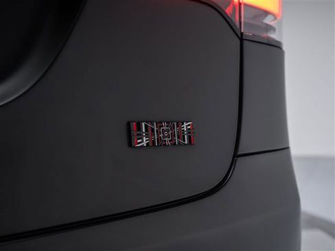 Used 2022 Tesla Model X Plaid image 40