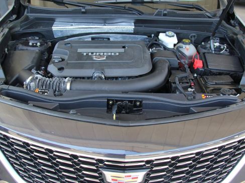 Used 2022 Cadillac XT4 Premium Luxury w/ Driver Awareness Package FWD image 30