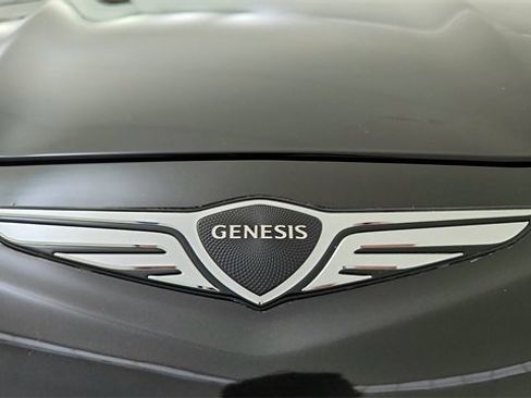 Used 2025 Genesis G70 2.5T w/ Sport Prestige Package image 16