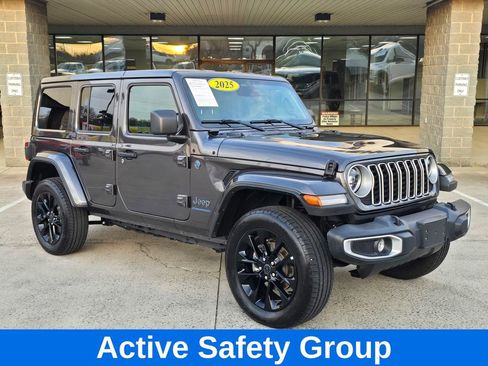 Used 2025 Jeep Wrangler Unlimited Sahara w/ Safety Group image 2