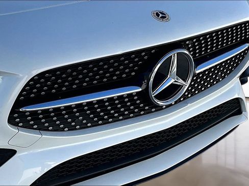 Used 2023 Mercedes-Benz CLA 250 image 31